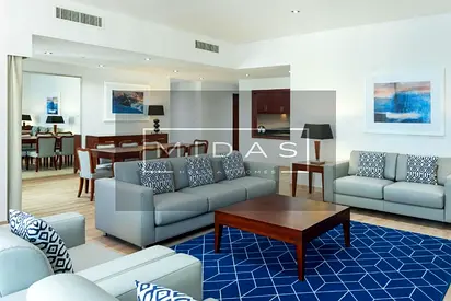 Pet Friendly I Marina/ Sea View I Balcony I Modern