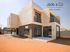 Community Expert | Large Plot | Vacant on Transfer