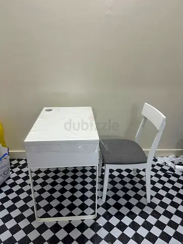 Studying / computer table for sale 💯