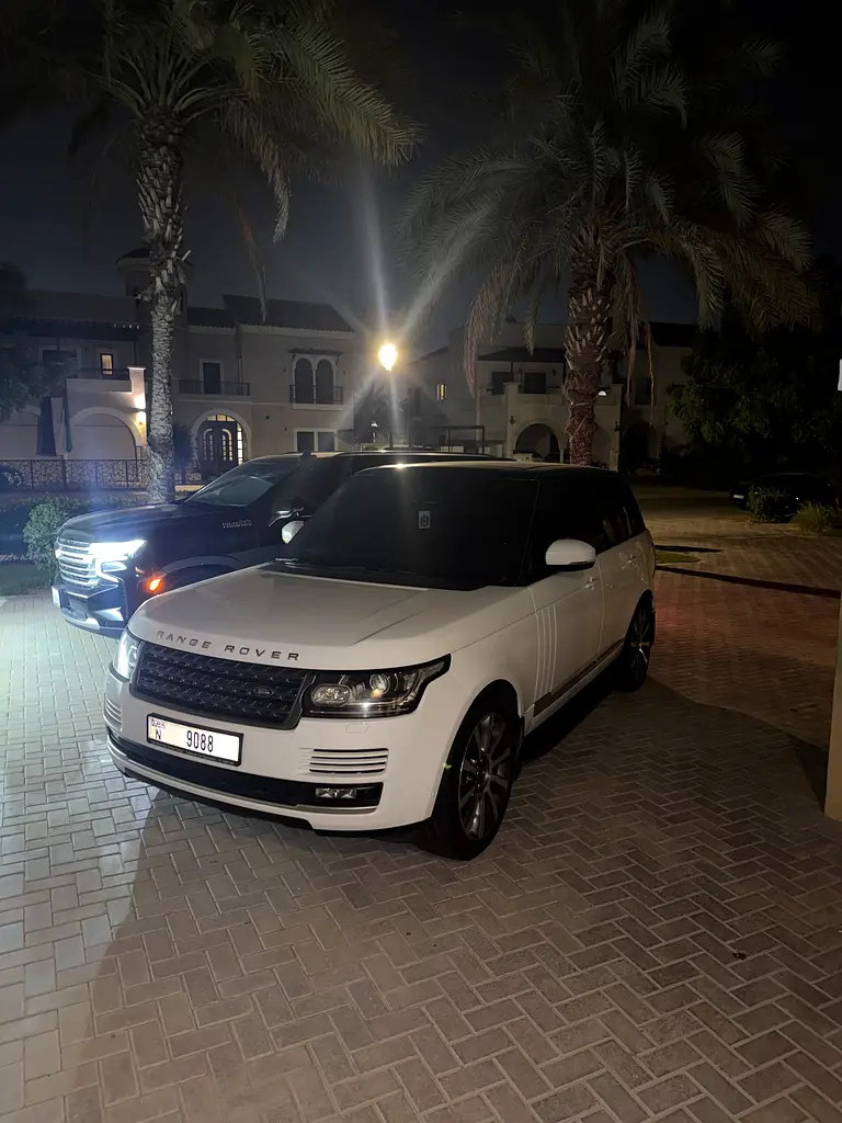Land Rover Range Rover 2014 — photo 1 of 4