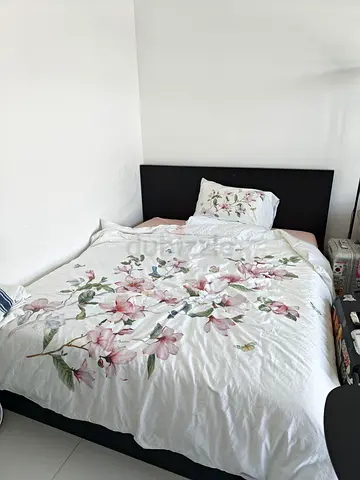 Double bed frame