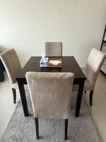 IKEA Expandable Dining room Table and 4 Chairs
