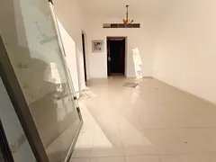 LUXURY LIVING: SPACIOUS 1 BHK APARTMENT FOR RENT! PRIME LOCATION, AMPLE SPACE, PERFECT FOR FAMILY LI