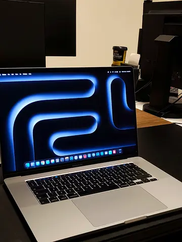 2019 MacBook Pro 16 Inch - i9, 16GB RAM, 1TB SSD