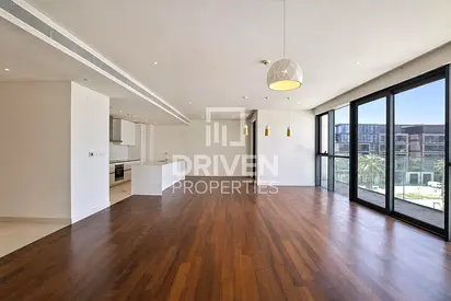Large Layout | Bright Interiors | High ROI