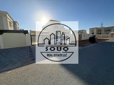 4 BR Villa with Private Balcony and Garden Space