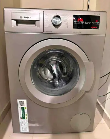 Bosch series 6 9kg Front Load Washing Machine Silver