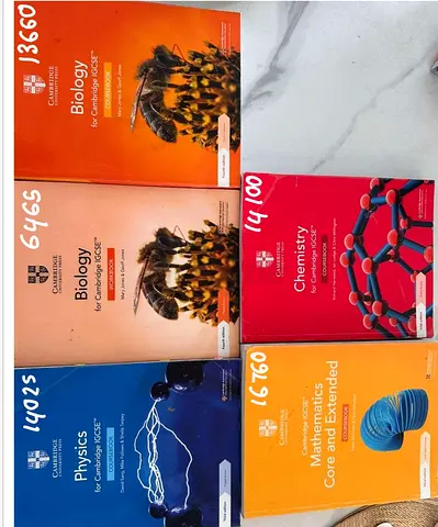 Set 📚 Cambridge, Oxford  UAE Ministry School Books for Sale A collection of second-hand Cambridge