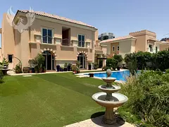 Vacant | 5 Bed w/pool | Golf Course View