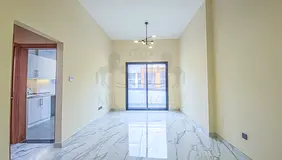 Bright &amp; Spacious | Ready to Move | Community View