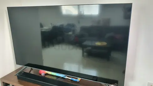Modern Samsung LED LCD Smart TV with Stand