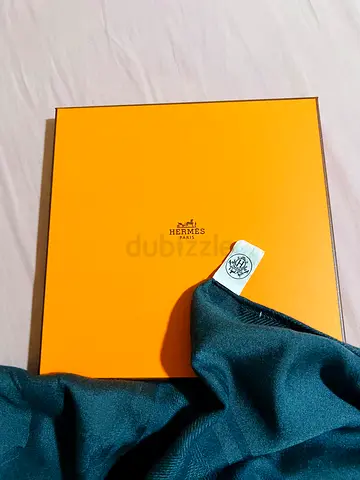 New Libris Stole Hermes Cashmere Silk scarf / shawl in teal green - gently used
