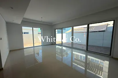Beautiful Corner | Brand New | 3 Bed G+2
