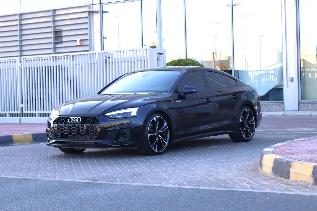 Audi A5 2021 — photo 1 of 18