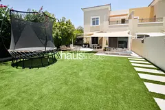 Fully upgraded | Owner occupied | Private plot