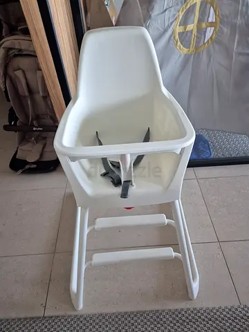 Langur highchair