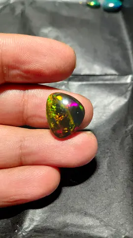 Small Ethiopian Welo Opal — Flashy Black Opal Look