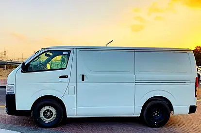 2026 Toyota HIACE 照片 3