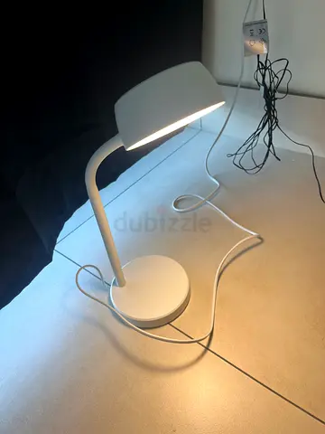 White Modern Adjustable Desk Lamp
