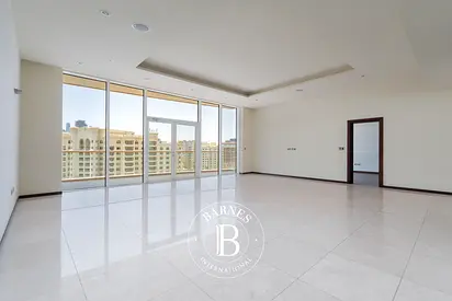 Sea View | Study | Direct Beach Access