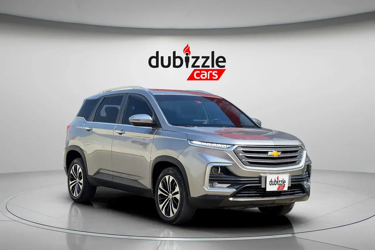 Chevrolet Captiva 2023 — photo 1 of 14