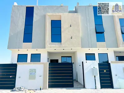 تاون هاوس اول ساكن بسعر مناسب و مساحات كبيره بالحليو1 عجمان