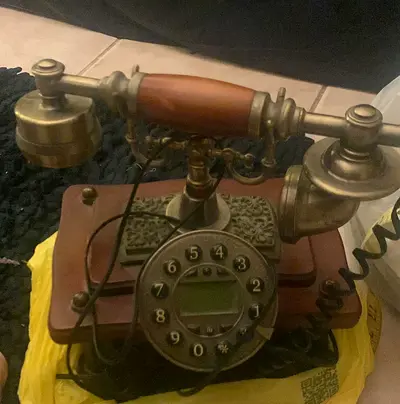 Tele Phone