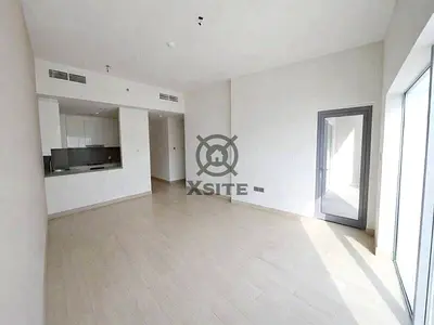 Bright 2 BR | Move in Ready | Well-Maintained