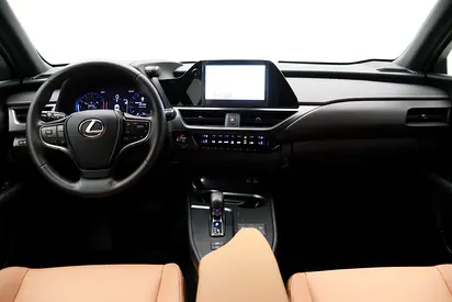 صورة 9 لـ 2024 Lexus UX-SERIES