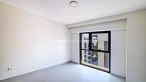 3BR | VACANT | SPACIOUS | UNFURNISHED | POOL VIEW