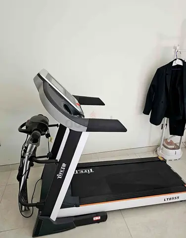 Used LT8555 Electric Treadmill - Folding,perfect Working Condition