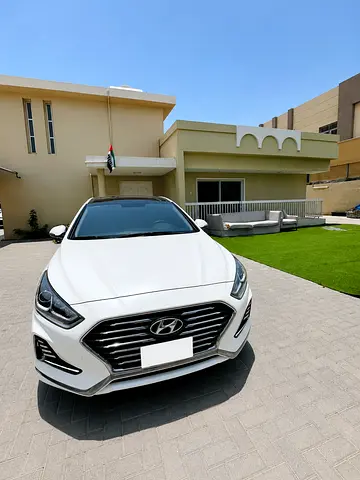 Hyundai Sonata GL 2018 GCC LOW MILEAGE VERY NEW HOME USED CAR