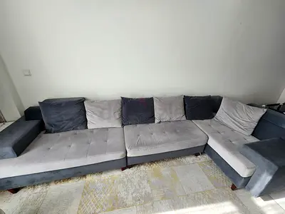 Modern L-Shaped Corner Sofa with Matching Cushions
