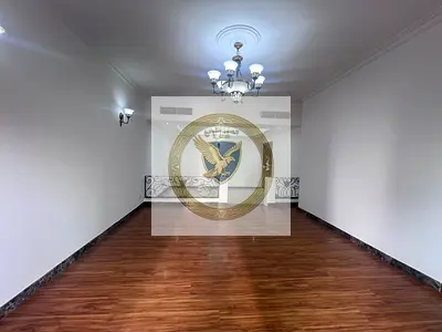 جيم | مسبح | كيزاريا | اللعاب رياضية مجاني | ثلاث غرف وصالة | تاني ساكن | مساحات واسعة | بلكونة باطلالة مفتوحة | قريبة من الكورنيش