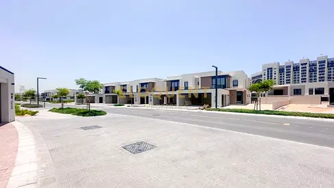 Prime Community | Luxurious | Spacious Layout