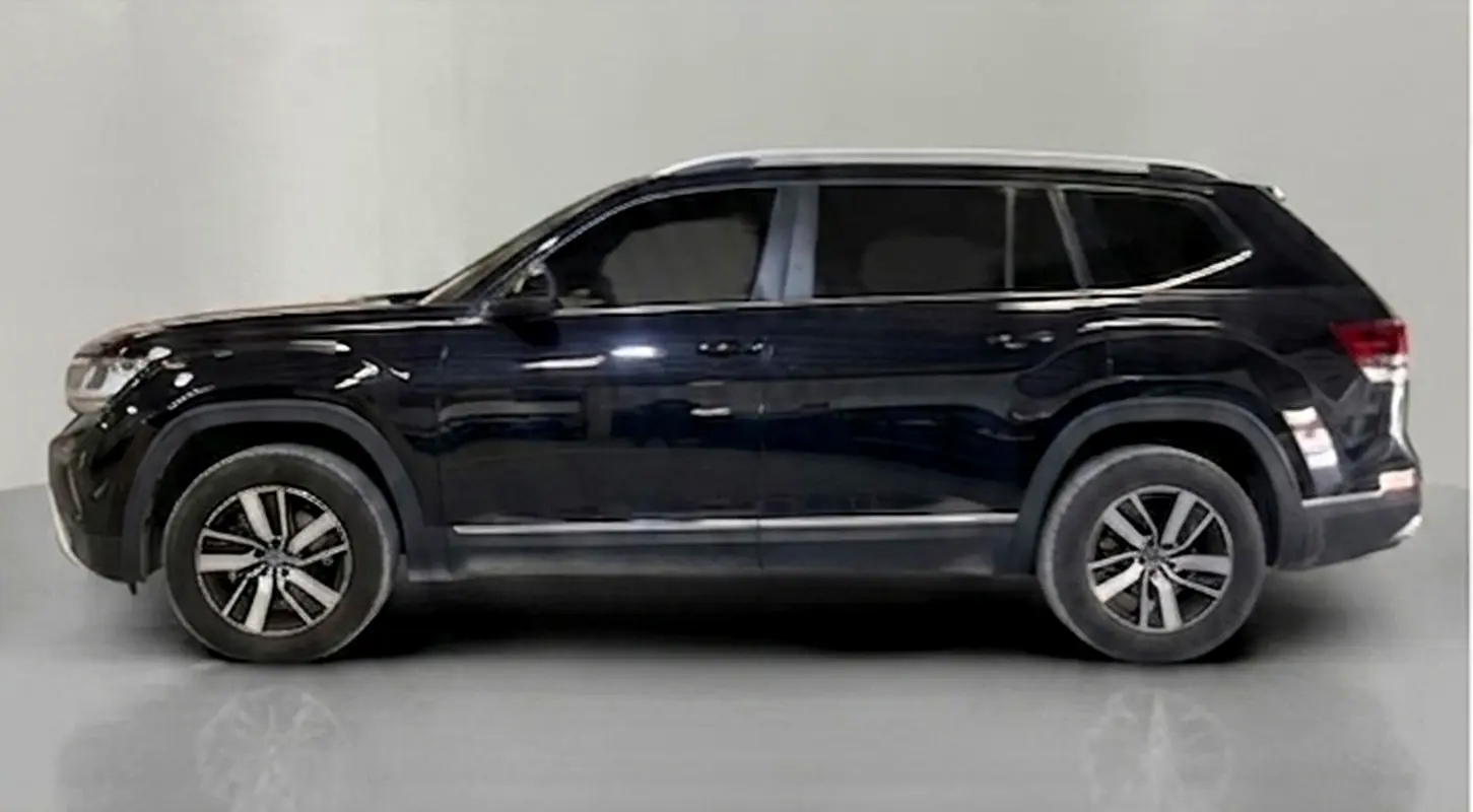 Volkswagen Teramont 2022 — photo 1 of 3