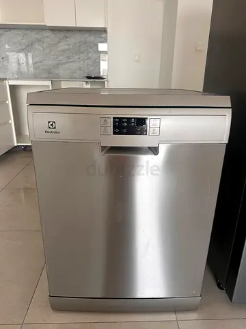 Dishwasher for sale- leaving town