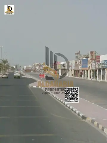 أرض زاوية للاستثمار | سكني تجاري | أم القيوين