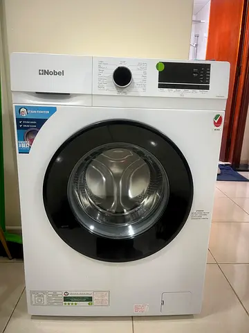 Front-load washing machine (needs door seal replacement) - used