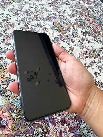 iPhone 11 Pro Max, UAE Version