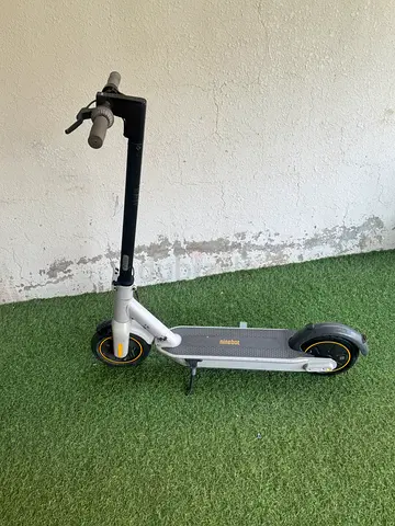 Segway Ninebot KickScooter MAX G30