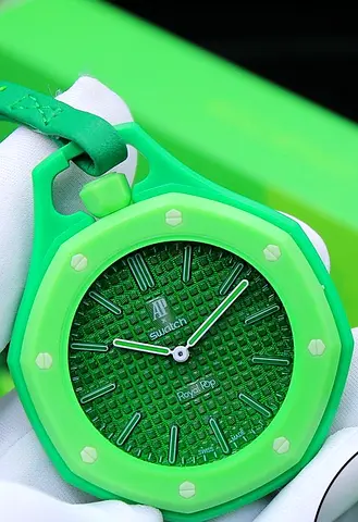 Swatch x Audemars Piguet MASTER COPY - Royal Pop - Green Eight