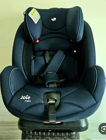 Joie Stages convertible car seat - good condition