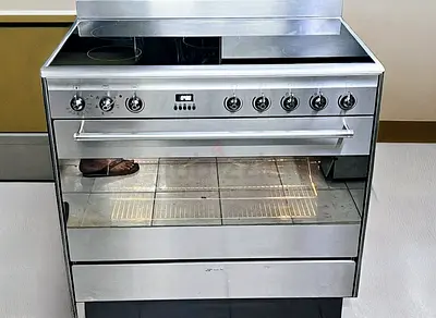 Smeg Modern Electric Cooker 90 cm – Premium Quality