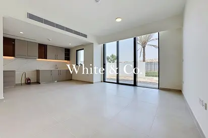 Genuine Listing | 3Bed + Maid | Single Row