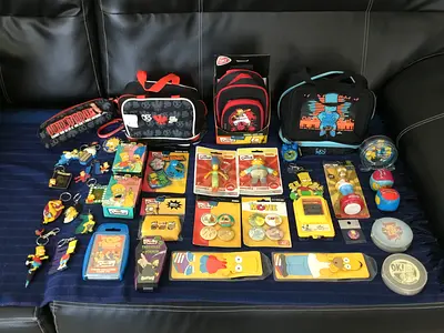 37 Vintage THE SIMPSONS Toy Collection