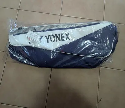 Tennis bag