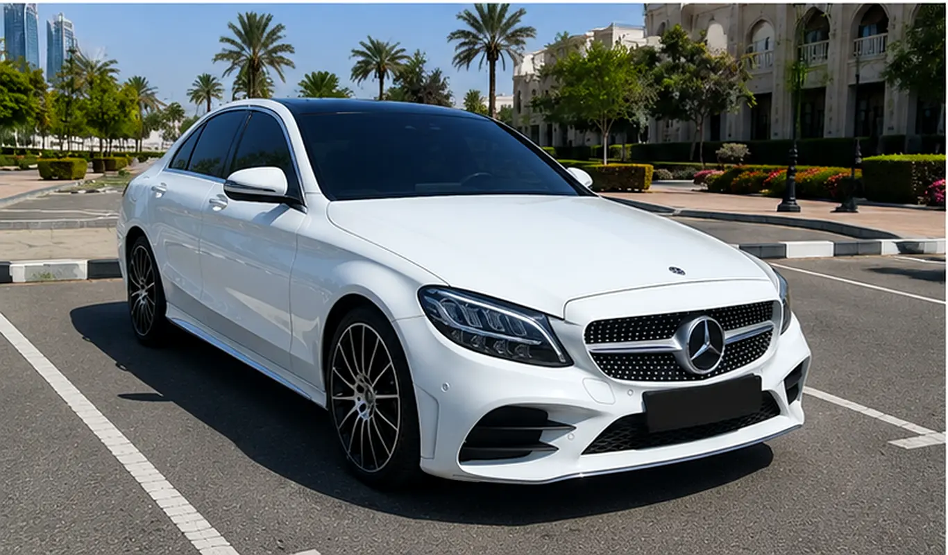 Mercedes-Benz C-Class 2020 — photo 1 of 7