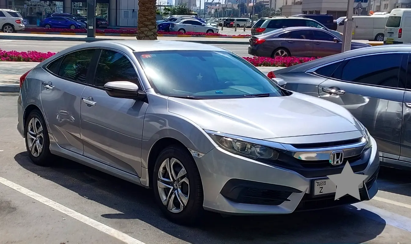 Honda Civic 2017 — photo 1 of 7