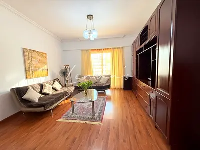 Large 1BR | Silicon Arch | Family Living